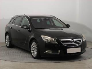Opel Insignia Cosmo 2.0 CDTI, Serv.kniha