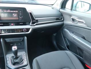 Kia Sportage (2023) 1.6 T-GDI - náhled 8