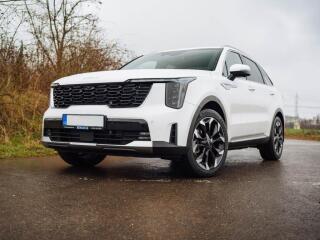 Kia Sorento 2.2 CRDi, Head Up, Ventilace