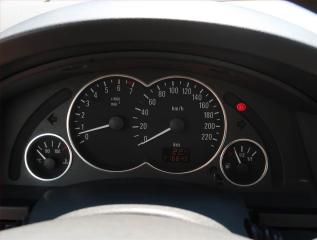 Opel Meriva (2003) 1.6 16V, nová STK, Klima - náhled 11
