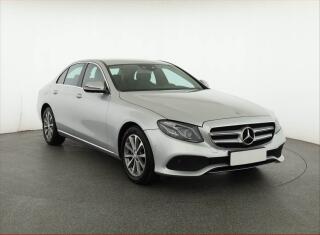 Mercedes-Benz E 220 d 4MATIC