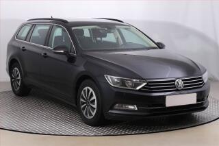 Volkswagen Passat Comfortline 2.0 TDI, Navi