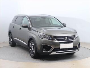 Peugeot 5008 PureTech 130, 7�m�st, �R,1.maj