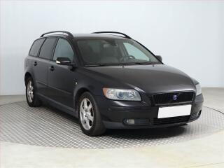 Volvo V50 2.0 D, po STK, Ta�n�, Klima
