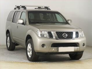 Nissan Pathfinder 2.5 dCi, 4X4, 7�m�st