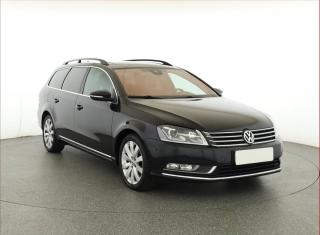Volkswagen Passat 2.0 TDI, Navi, Xenony