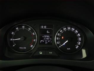 Škoda Octavia (2018) Ambition Plus 1.5 TSI, ČR - náhled 12