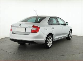 Škoda Octavia (2018) Ambition Plus 1.5 TSI, ČR - náhled 5