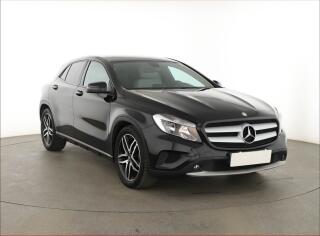 Mercedes-Benz GLA 200, Automat, Ke