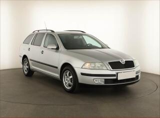 �koda Octavia 1.6, jezd� v�born�