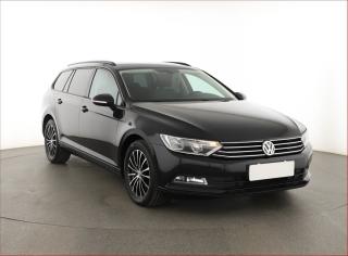 Volkswagen Passat 1.6 TDI, Serv.kniha, Navi