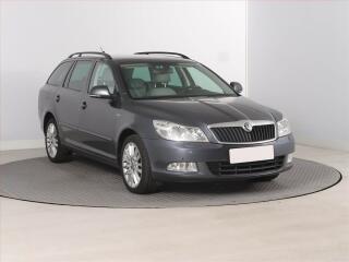 �koda Octavia Laurin&Klement 2.0 TDI, Xenony