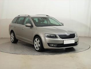 koda Octavia 1.6 TDI, Serv.kniha, Navi