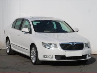 koda Superb Elegance 2.0 TDI, Automat