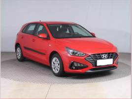 Hyundai i30 1.5 DPI, R,1.maj, Serv.kniha