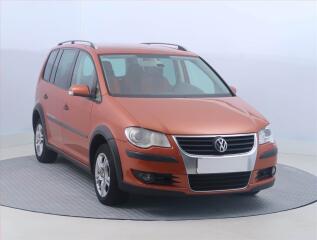 Volkswagen Touran Cross 2.0 TDI, Automat, 7�m�st