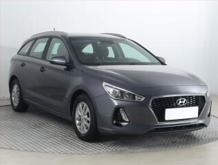 Hyundai i30 Trikolor 1.0 T-GDI, Serv.kniha