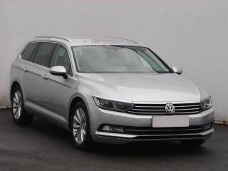Volkswagen Passat Highline 2.0 TDI, Serv.kniha