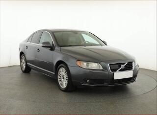 Volvo S80 2.4 D5, 4X4, Automat, po STK
