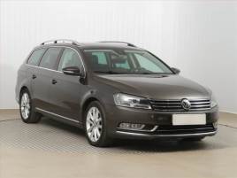 Volkswagen Passat 2.0 TDI, Serv.kniha, Navi