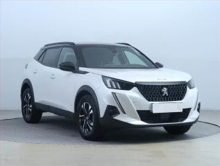 Peugeot 2008 GT 1.2 PureTech, GT, NOV V R