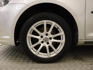 Volkswagen Touran (2010) 1.6 TDI, Automat, Serv.kniha - náhled 15