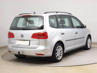 Volkswagen Touran (2010) 1.6 TDI, Automat, Serv.kniha - náhled 5
