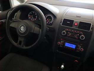 Volkswagen Touran (2010) 1.6 TDI, Automat, Serv.kniha - náhled 7