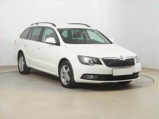 �koda Superb 2.0 TDI, Xenony, Tempomat