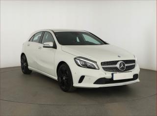 Mercedes-Benz A 180 d, Ke, Navi