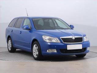 koda Octavia 1.6 TDI, Serv.kniha, Tempomat
