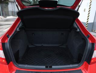 Škoda Superb (2018) 1.6 TDI, Navi, Bi-Xenony - náhled 14