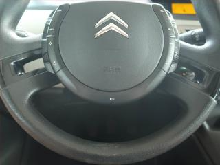 Citroën C4 Picasso (2007) 1.8 i, 7 míst, po STK, Tažné - náhled 14