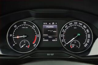 Volvo XC60 (2017) D5 AWD, ČR, DPH, 4X4 - náhled 13