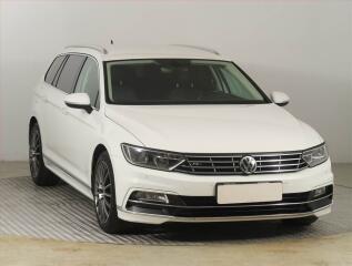 Volkswagen Passat R-Line 2.0 TDI, K��e, Tempomat