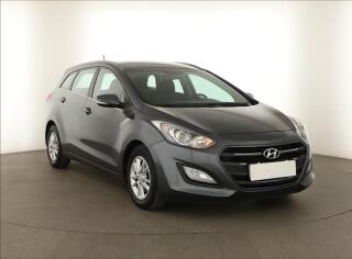 Hyundai i30 1.6 CRDi, Serv.kniha, Tempomat