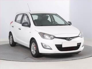 Hyundai i20 1.2, nov� STK, rezervace
