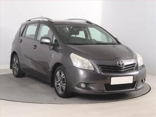 Toyota Verso 2.2 D-CAT, po STK, Ta�n�