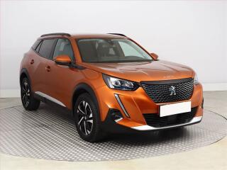 Peugeot 2008 Allure 1.2 PureTech, Navi