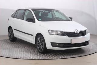 koda Rapid Spaceback 1.2 TSI, Xenony