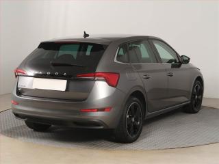 Volvo XC90 (2017) D5 AWD, ČR, 4x4, 7 míst - náhled 5