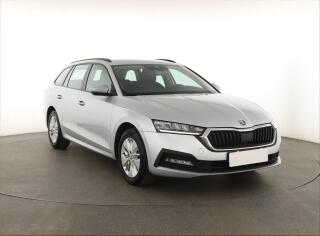 �koda Octavia Ambition 2.0 TDI, �R,1.maj