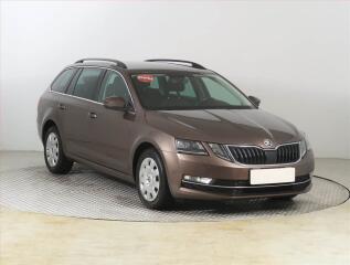 �koda Octavia Style Plus 1.6 TDI, Serv.kniha