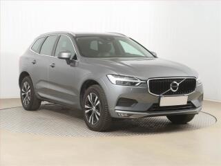 Volvo XC60 Momentum B4 AWD