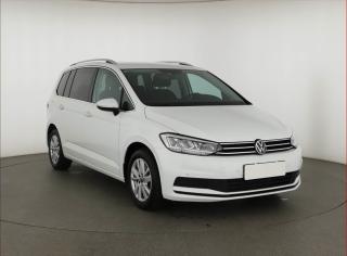 Volkswagen Touran 1.5 TSI