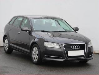 Audi A3 1.6 TDI, Serv.kniha, Navi