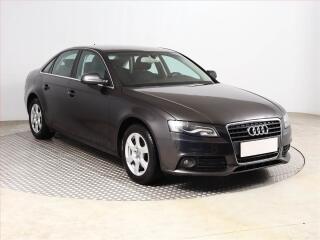 Audi A4 2.0 TDI, Xenony, Tempomat