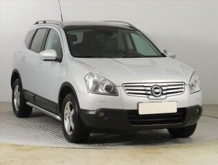 Nissan Qashqai 1.6 i, 7�m�st, nov� STK