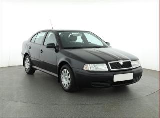 koda Octavia 1.6, R,1.maj, Serv.kniha
