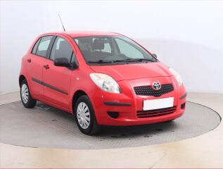 Toyota Yaris 1.0 VVT-i, Serv.kniha, po STK